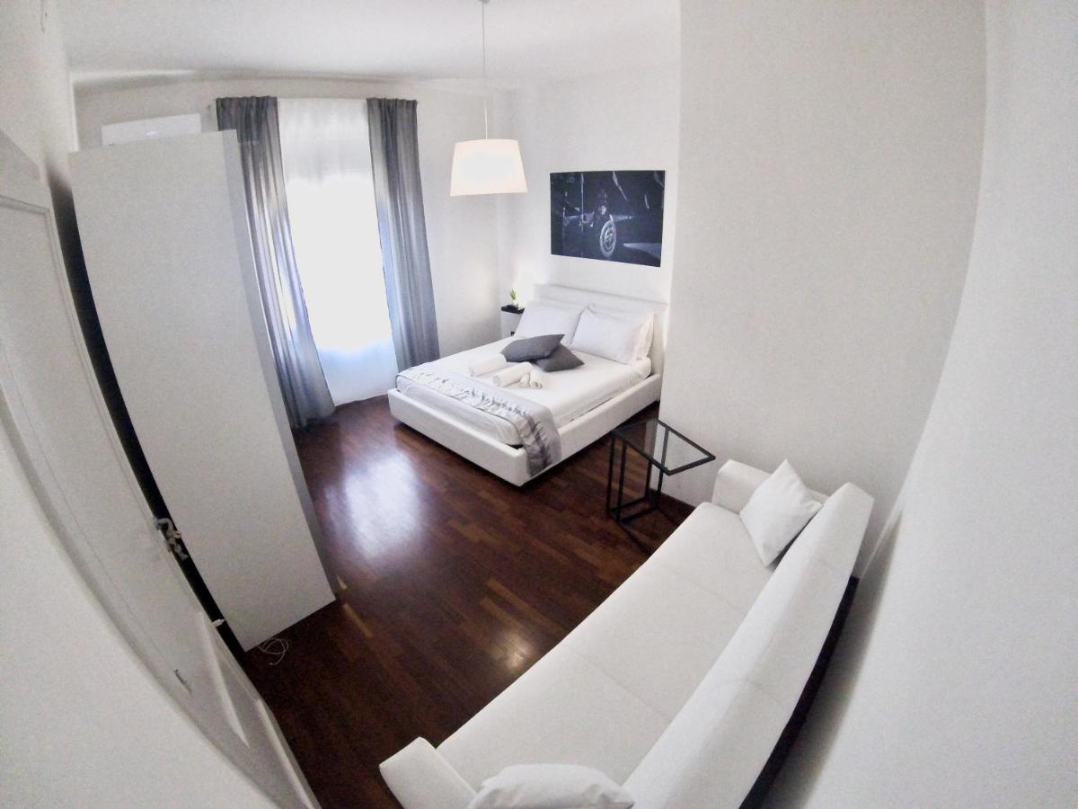 Camera Matrimoniale Deluxe con 1 Letto Supplementare