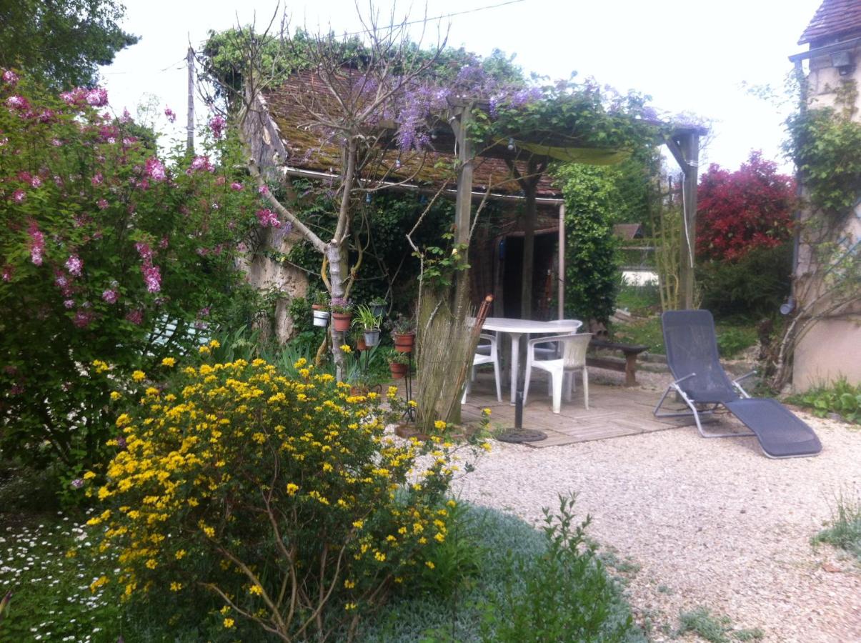 Les 3 roses - B&B Villeneuve-sur-Yonne