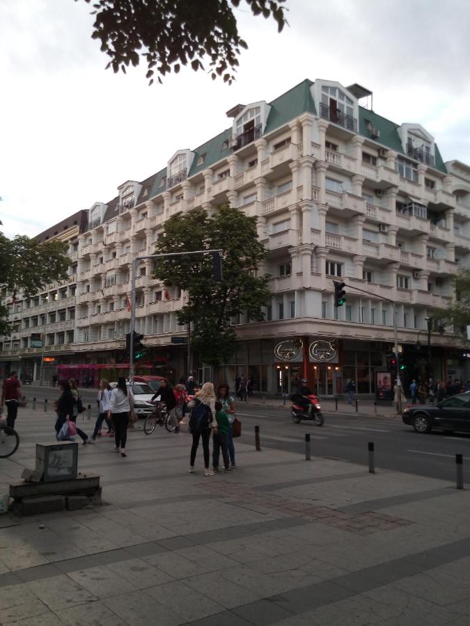The Most Central Skopje Apartment - Ferienwohnung