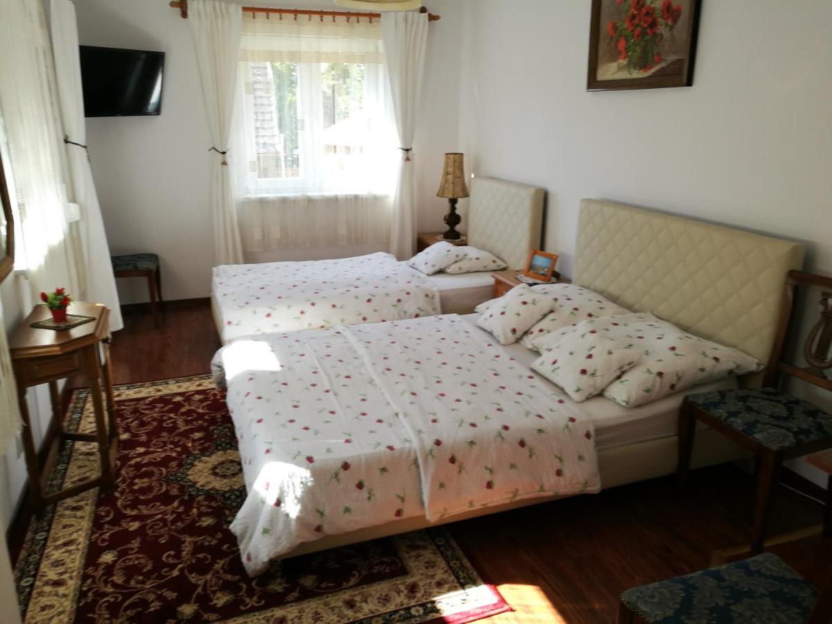 Triple Room with Private External Bathroom