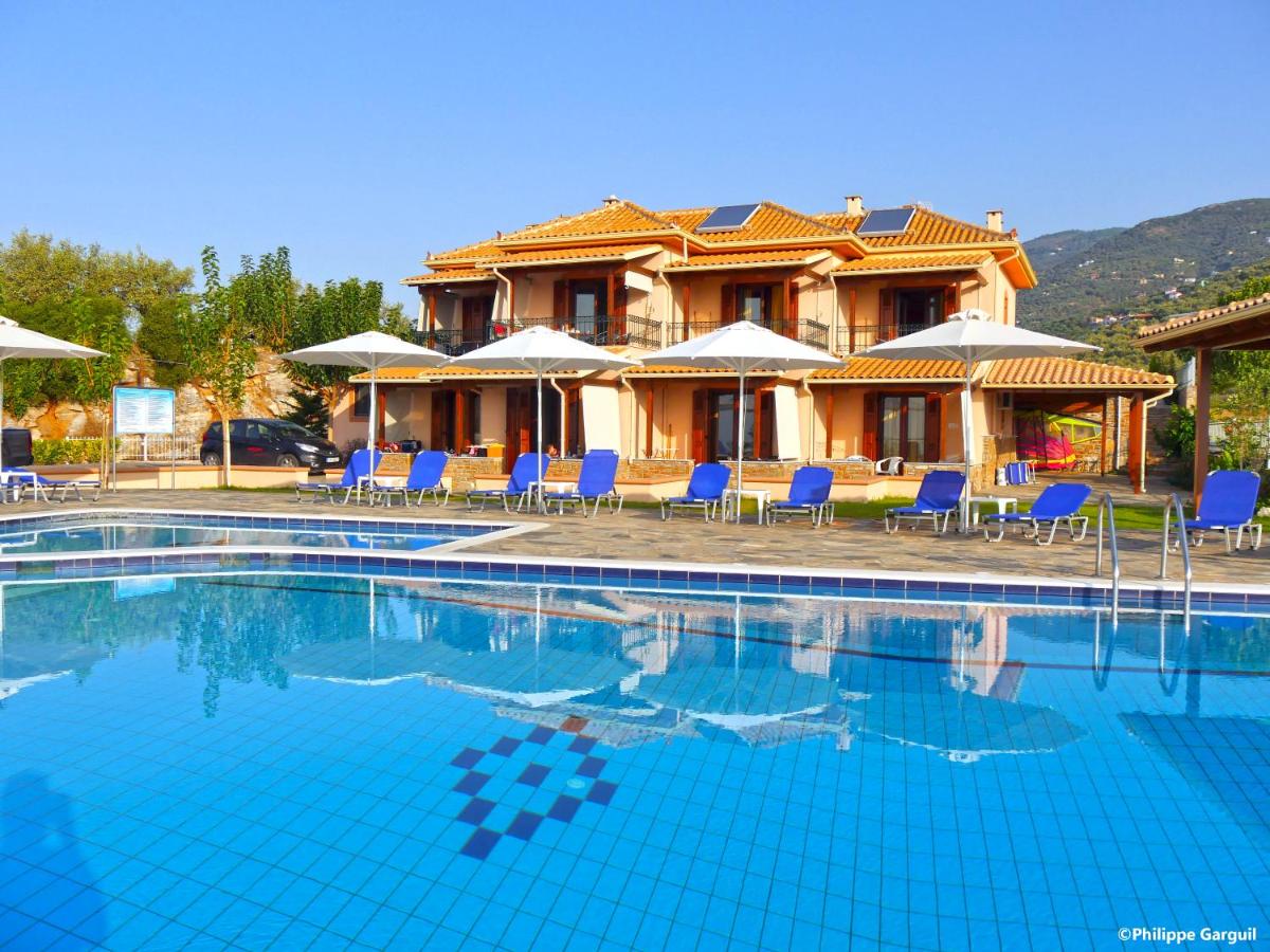 Studio with Sea View (2 Adults)