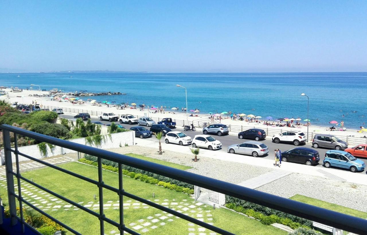 Appartamenti Vacanze Villa Meo - B&B Villafranca Tirrena