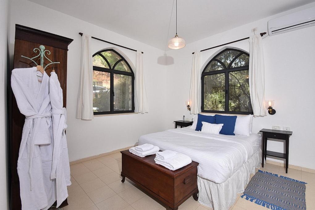 One-Bedroom Villa