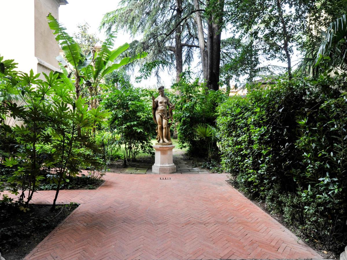 UR-NEST Strada Maggiore - B&B