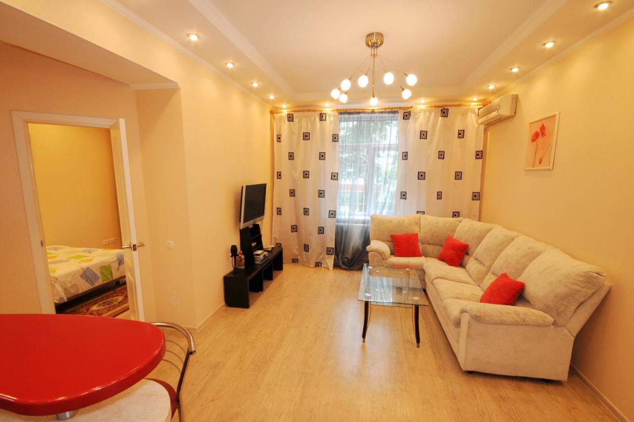 B&B Chisinau - Wonderful apartment on street Stefan cel mare 132 - Bed and Breakfast Chisinau