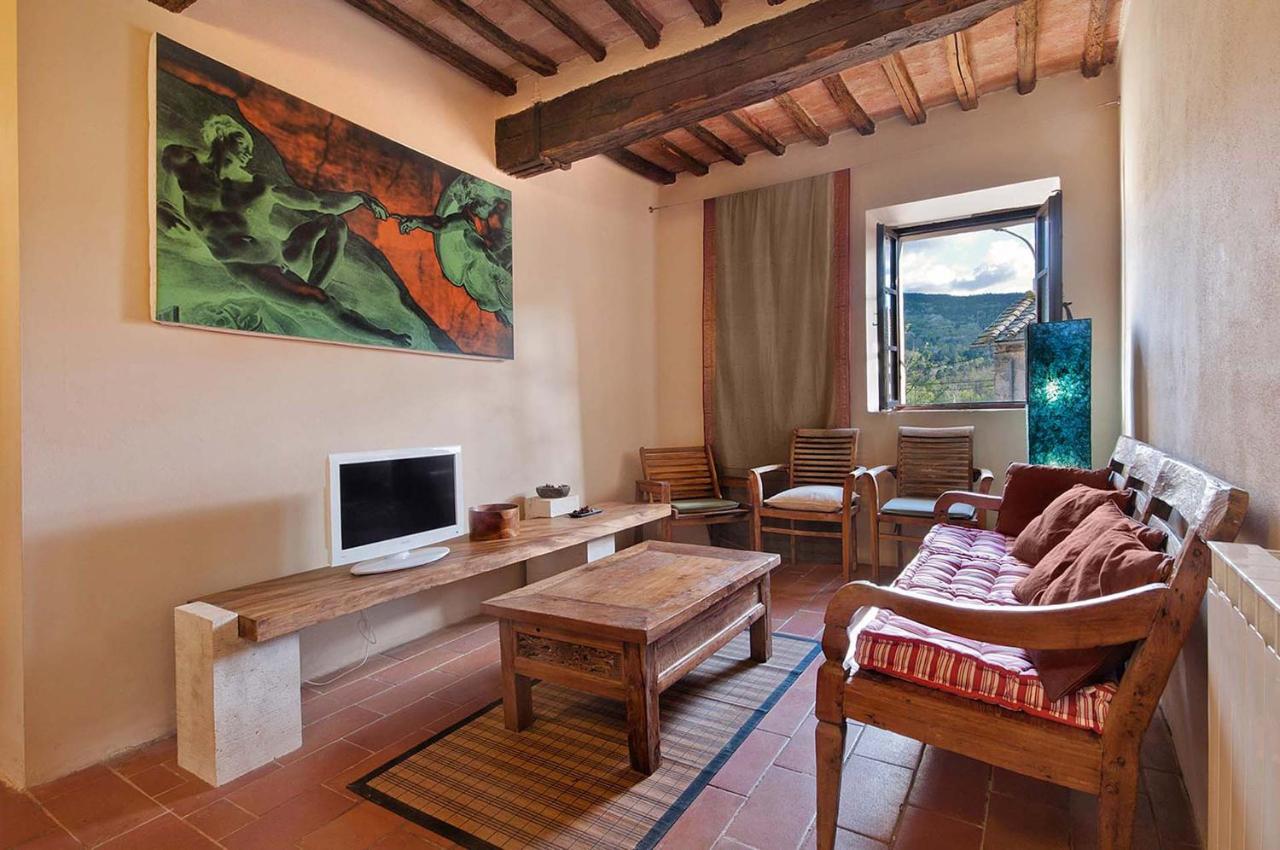 Two-Bedroom Apartment (4 Adults)