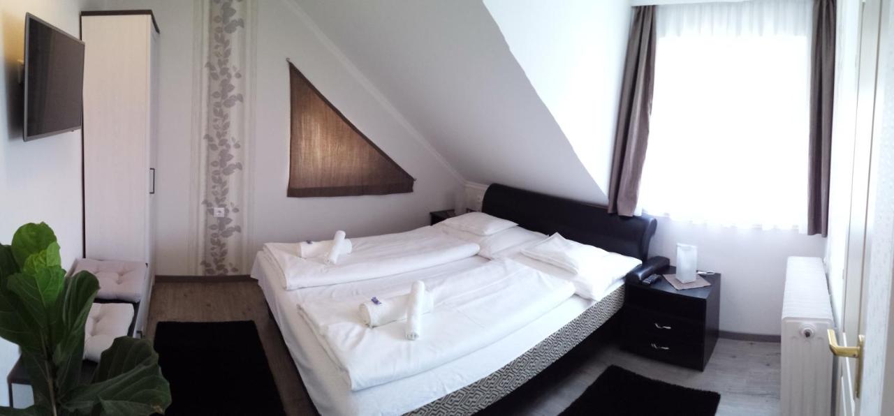 Chambre Double avec Salle de Bains Privative