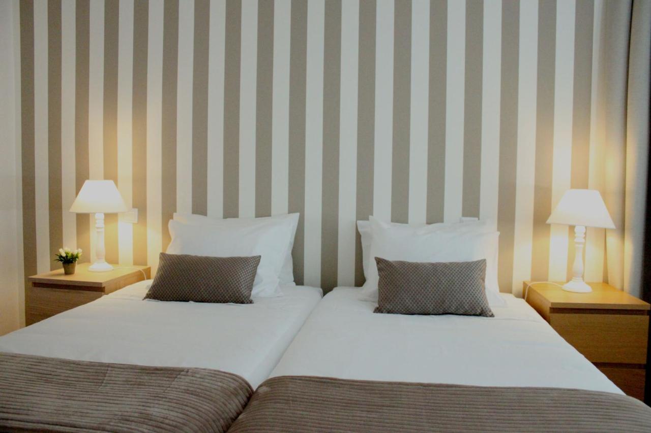 Tweepersoonskamer met Gedeelde Badkamer