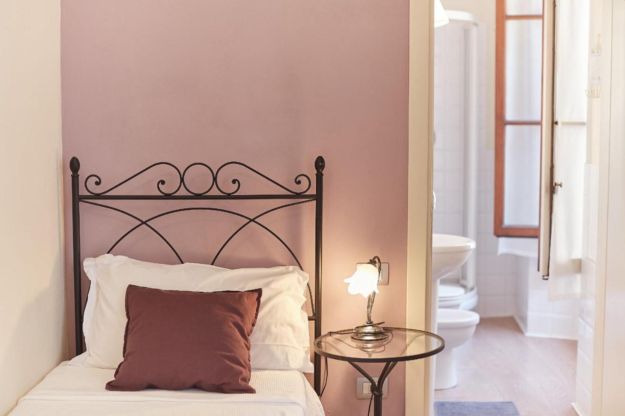 Camera Doppia con Letti Singoli