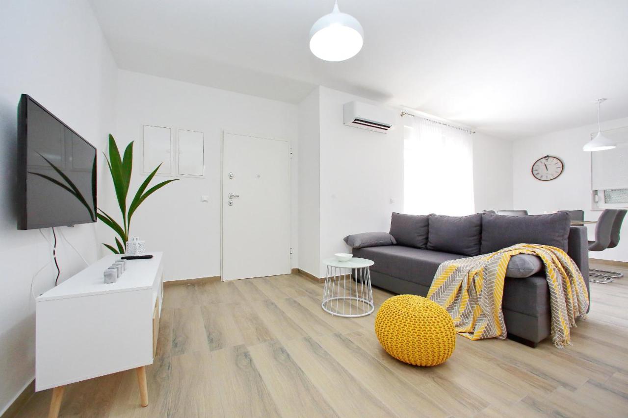 Appartamento con 2 Camere da Letto