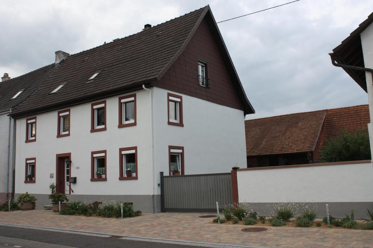 B&B Kappel-Grafenhausen - Ferienwohnung Fam. Höhn - Bed and Breakfast Kappel-Grafenhausen