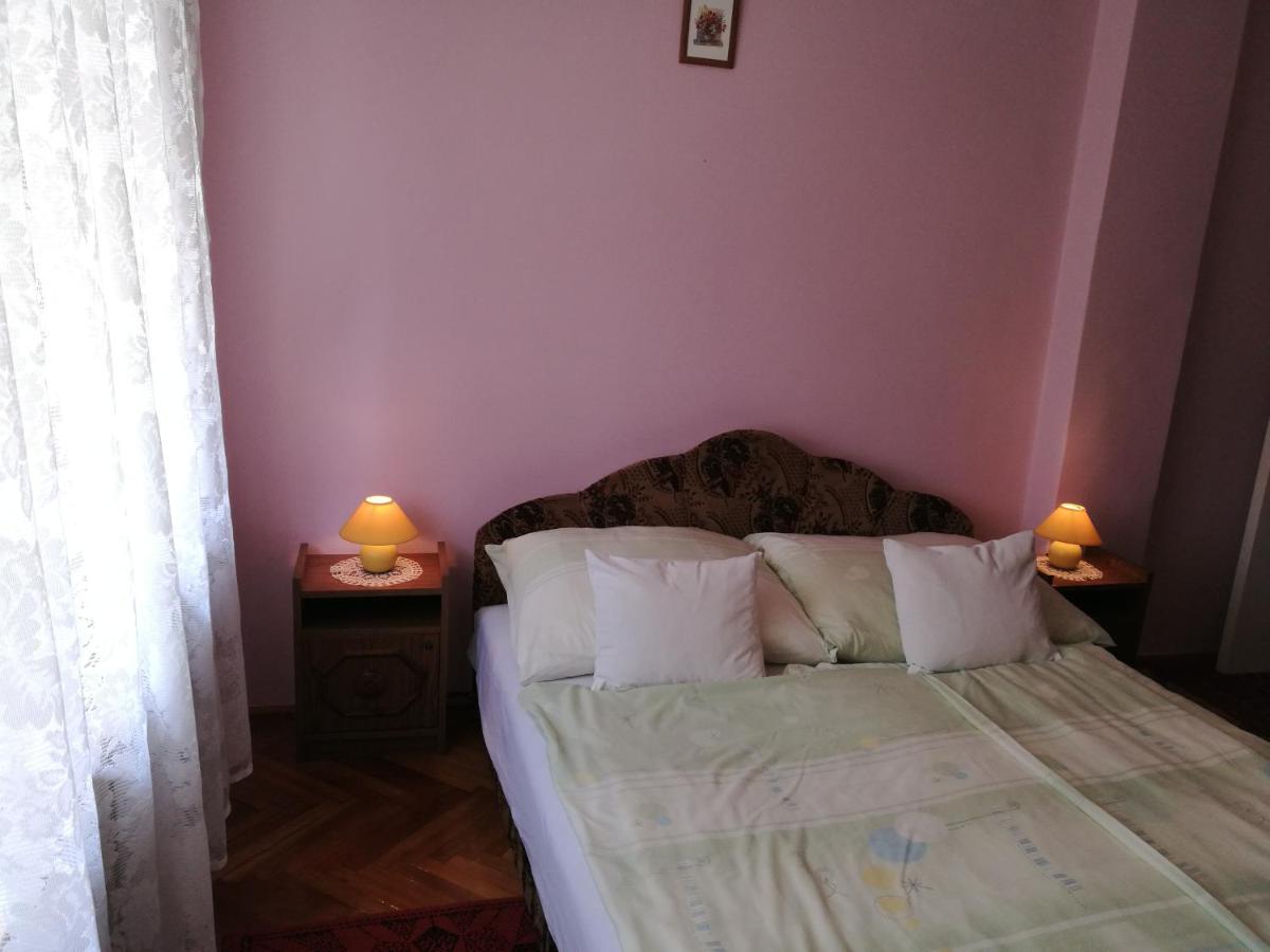 Appartamento con 2 Camere da Letto