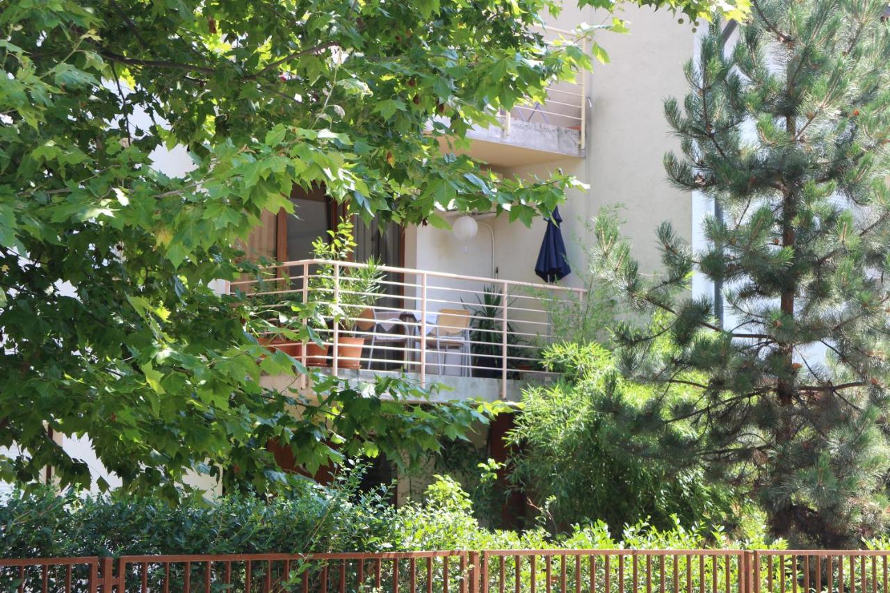 Mandarin Wellness Apartman - Ferienwohnung