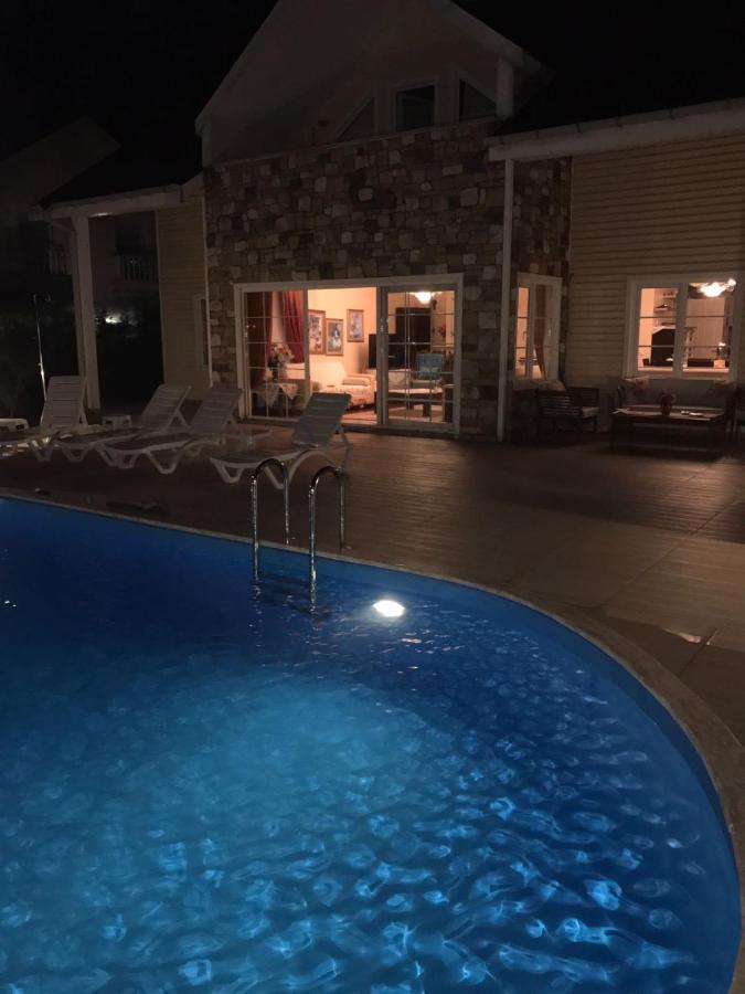 Holiday Sapanca Unluce | Aydinlar Yokusu Ada Sokak No: 102 Unluce Köyü Sapanca Sakarya, 54600 Sapanca/Marmara Region | +90 507 743 41 31