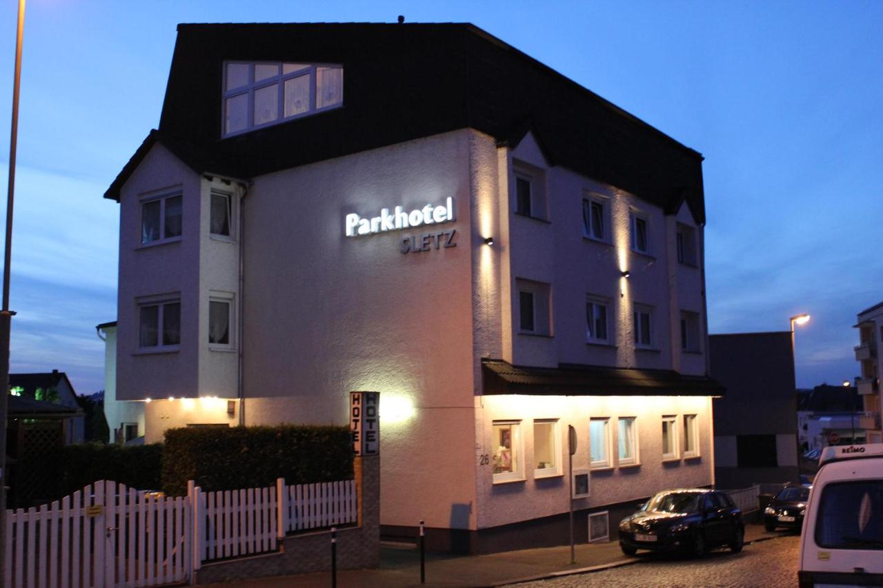 B&B Gießen - Sletz Parkhotel - Superior - Bed and Breakfast Gießen