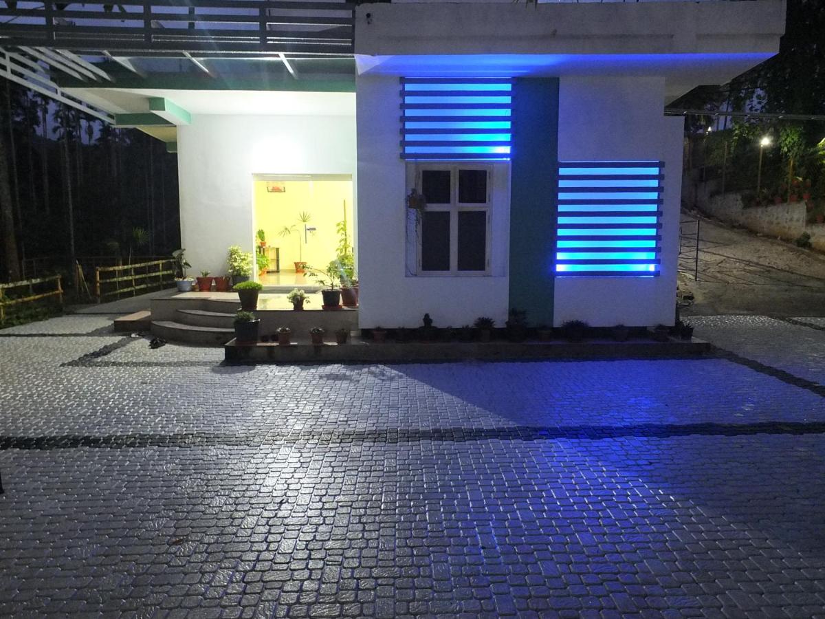 Wayanad Royal Stream - Bed and Breakfast Kalpatta