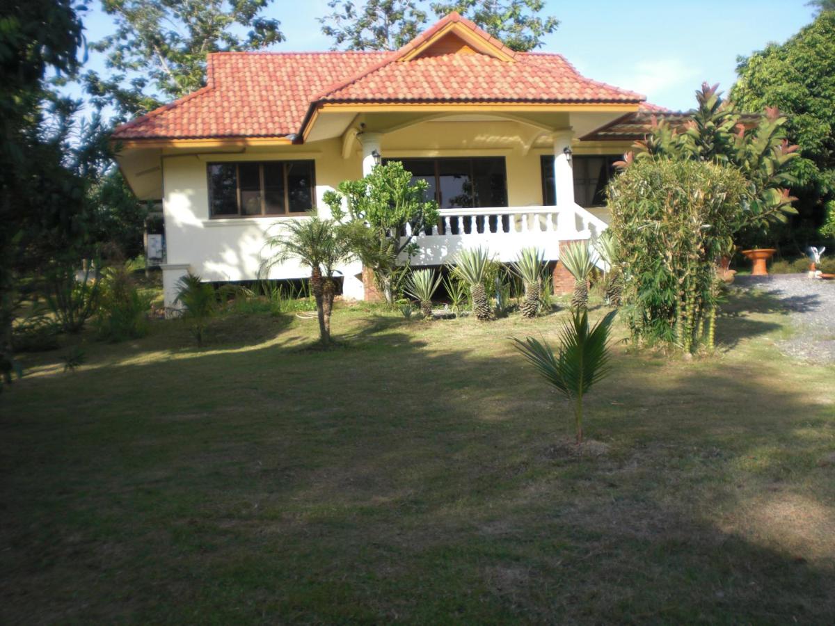 B&B Chiang Rai - House of Garden - Bed and Breakfast Chiang Rai