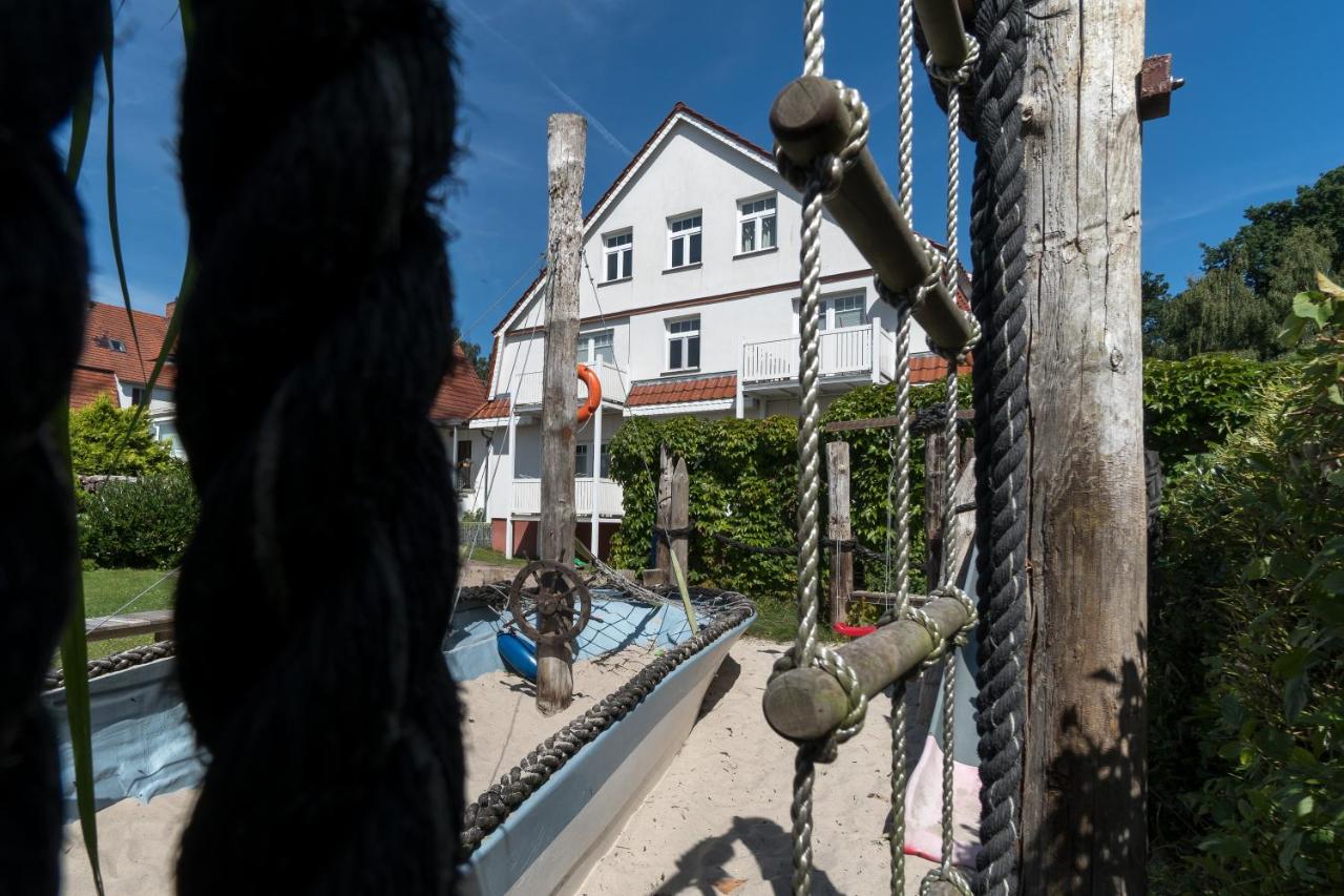 Villa Luv & Lee - Ferienwohnung Seeheilbad Graal-Müritz