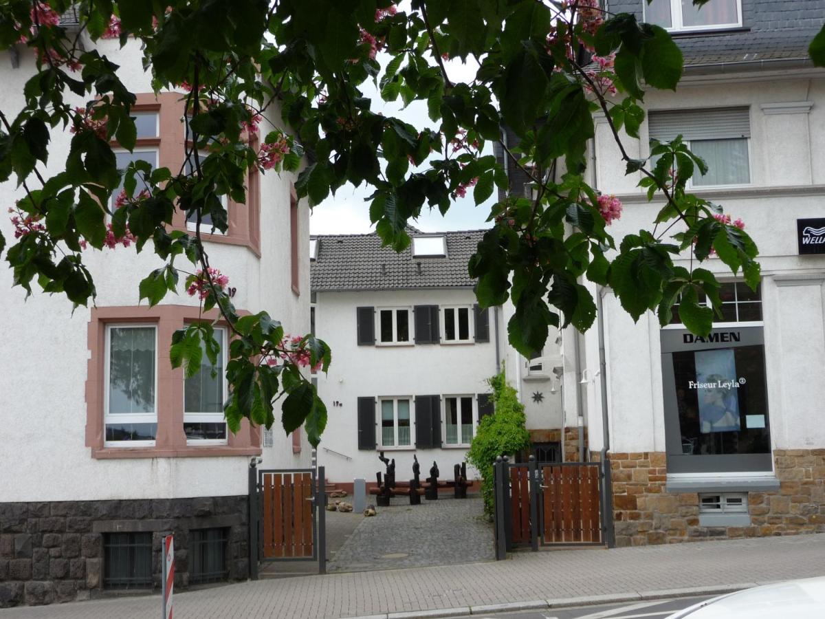 B&B Bad Nauheim - Ferienwohnungen am Bürgerpark - Bed and Breakfast Bad Nauheim