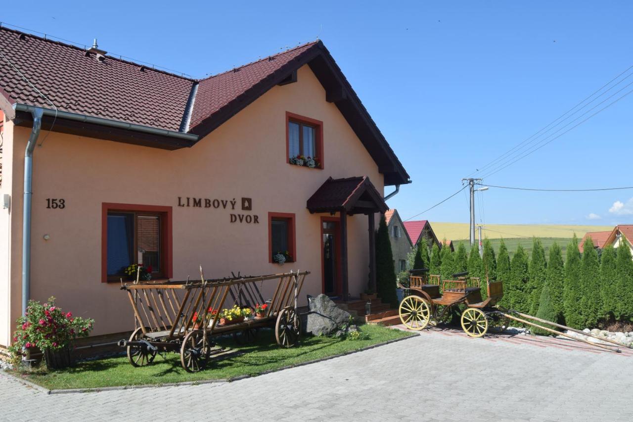 Garni Limbový Dvor