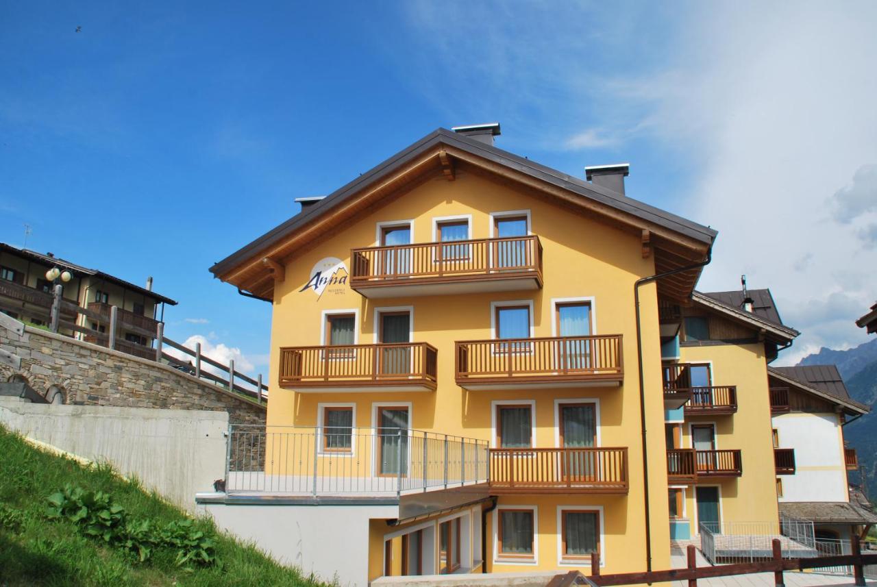 B&B Tonale - Residence Hotel Anna - Bed and Breakfast Tonale
