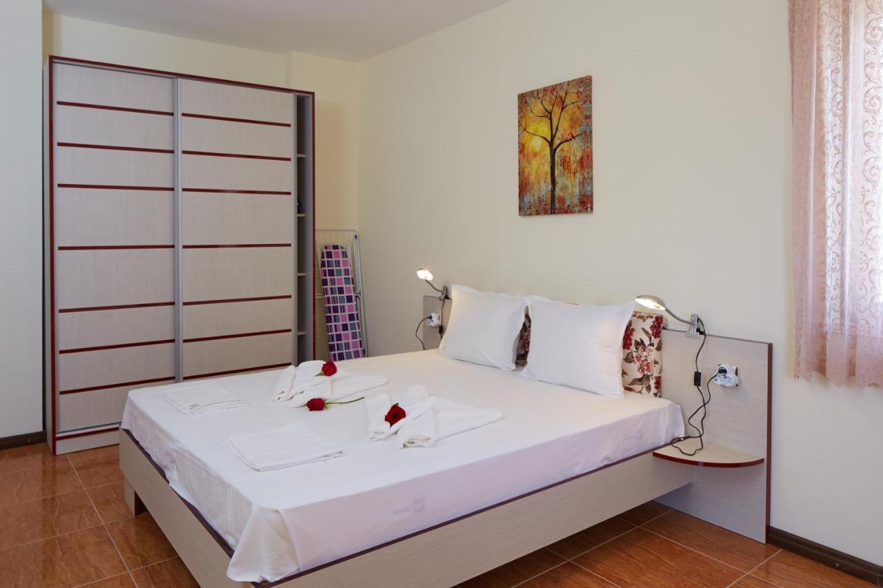 Apartamento de 1 dormitorio con vistas al mar