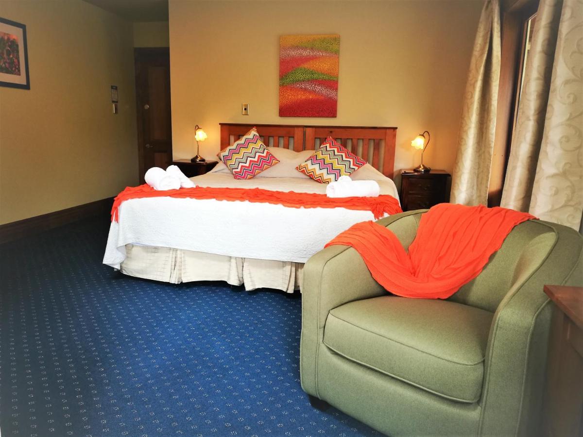 King Suite with Spa Bath