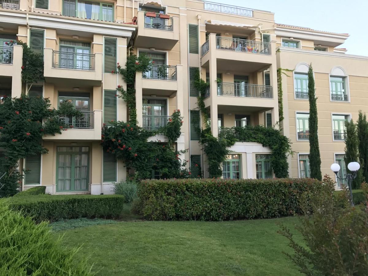 Flores Garden Apartment M - Bed and Breakfast Chernomorets