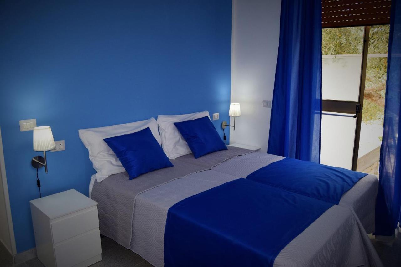 Chambre Double avec Lit d'Appoint