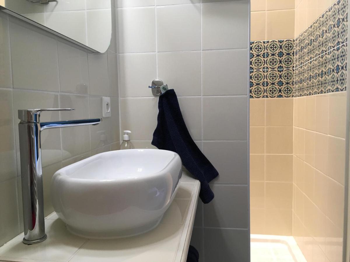 Family Room with Shower