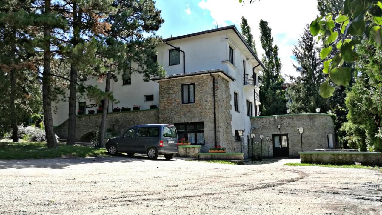 Füzi Panzió - Ferienwohnung