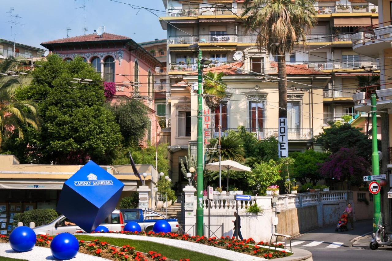 B&B Sanremo - Hotel Liberty - Bed and Breakfast Sanremo