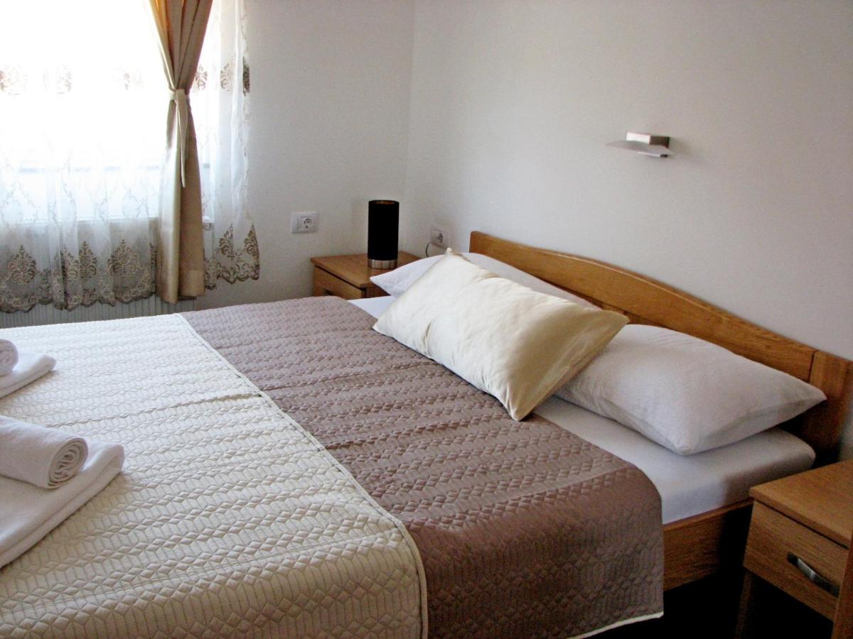 Double Room with Private External Bathroom