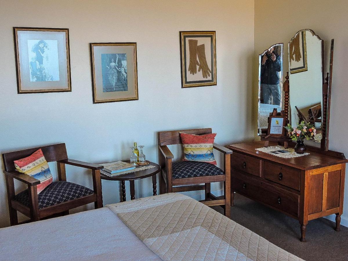 Twin Room with Sea View - Yesterday