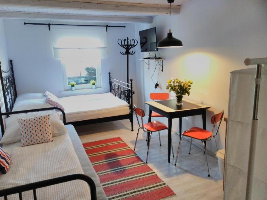 Chambre Triple avec Salle de Bains Privative Séparée
