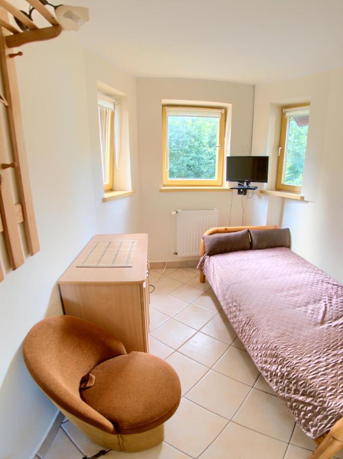 Small Single Room