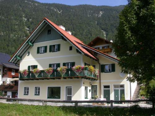 B&B Obertraun - Ferienhaus Feuerer - Bed and Breakfast Obertraun