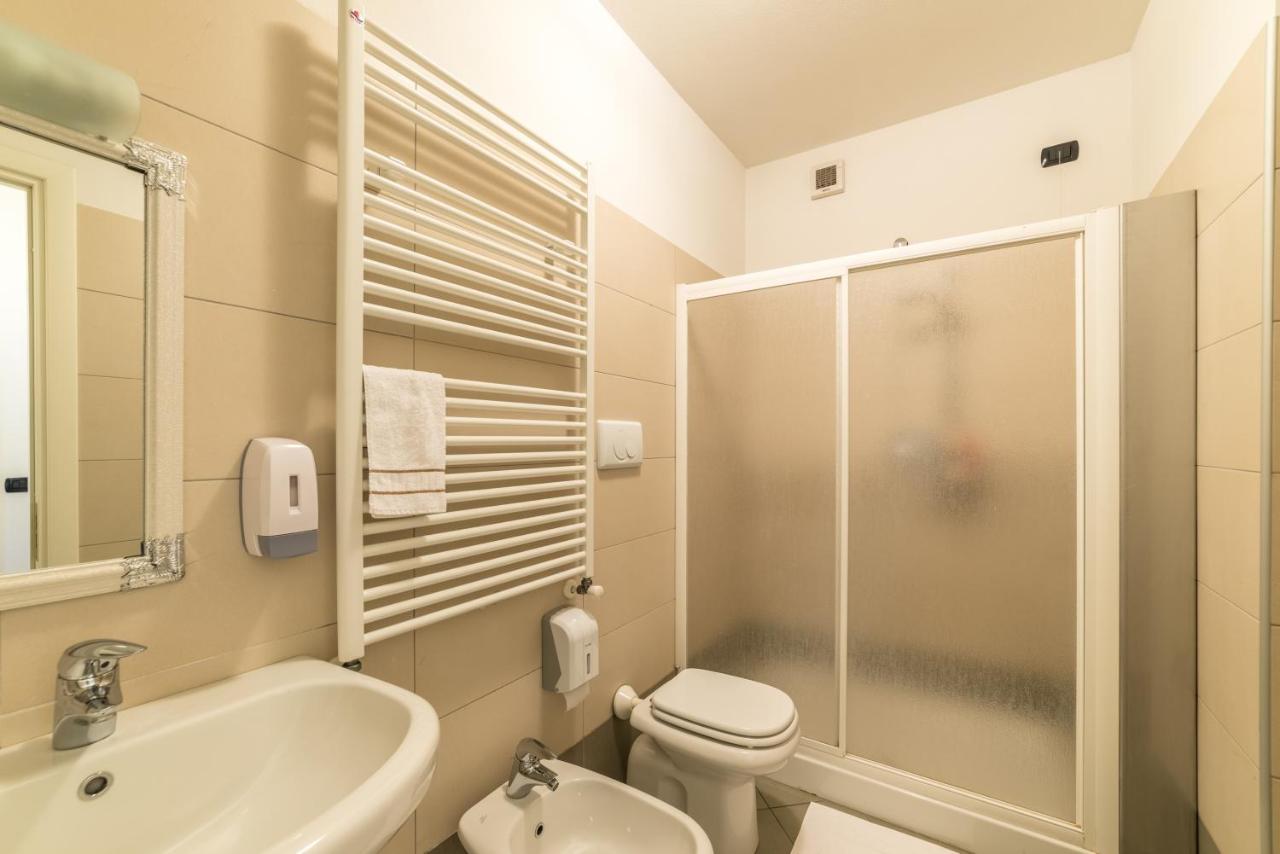 Eenpersoonskamer met Gedeelde Badkamer
