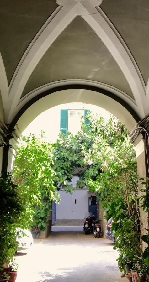 Palazzo Chiatamone - B&B