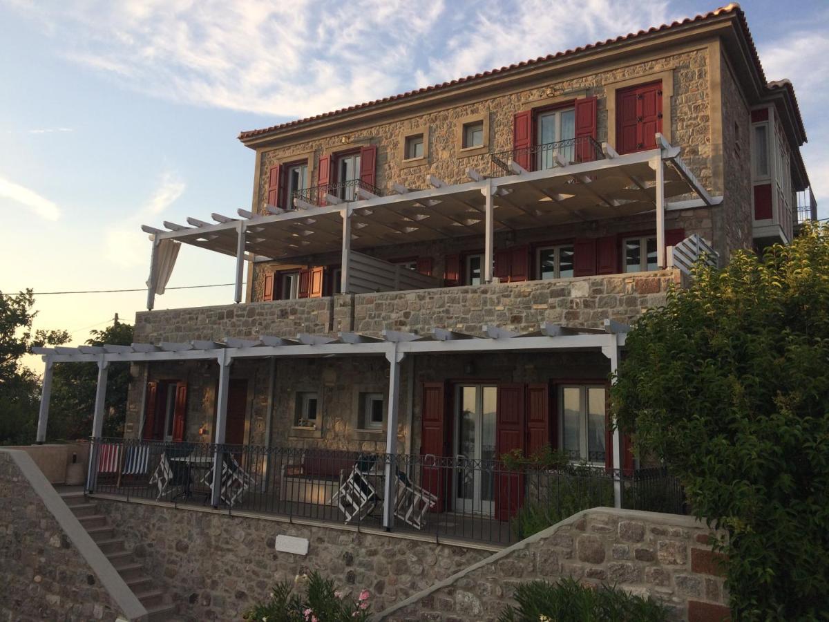 Heliades Maisonettes - Bed and Breakfast Míthymna