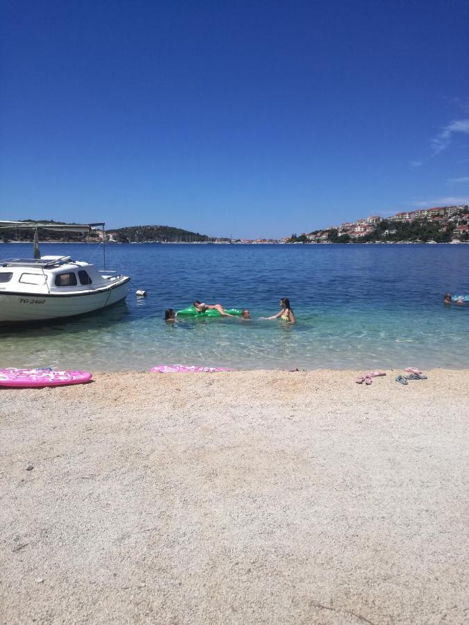 Beach House - B&B Rogoznica