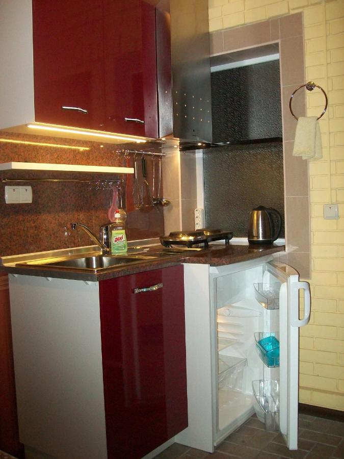 Twin Room with Shared Bathroom
