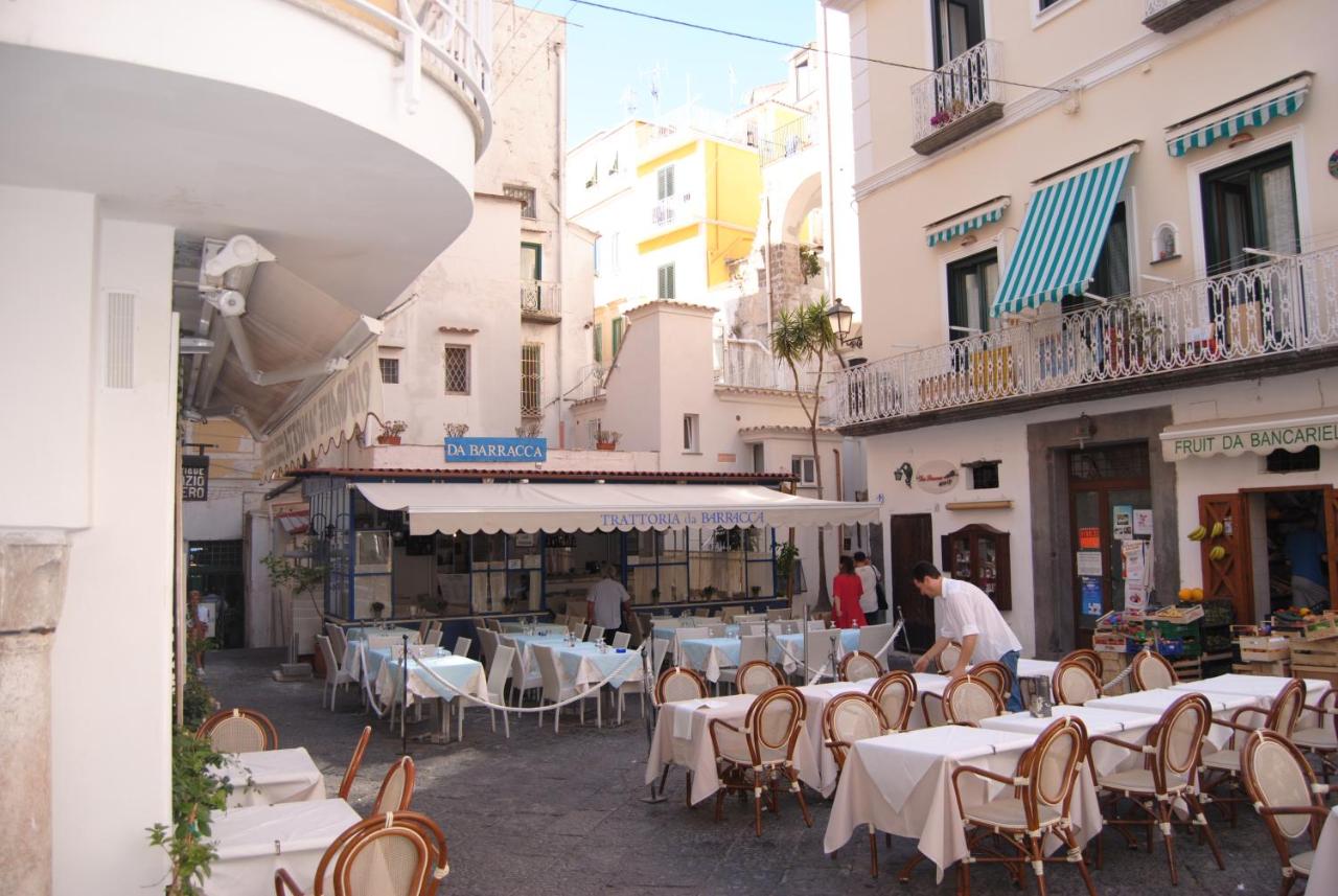 Scirocco - amazing flat with terrace in the Center - B&B