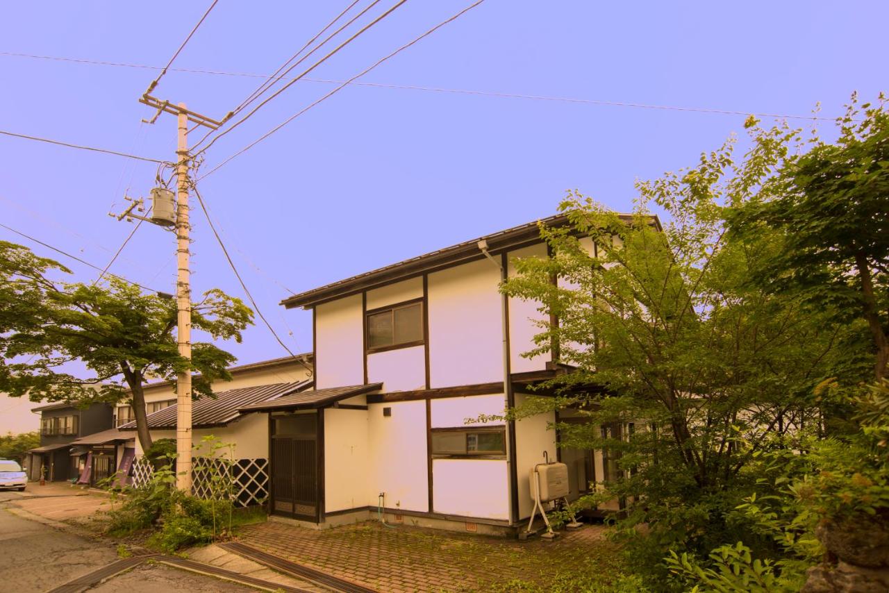 Kusatsu Onsen Eidaya - B&B