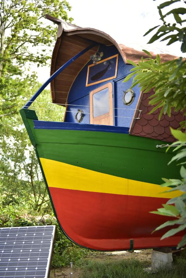 Boat Gite