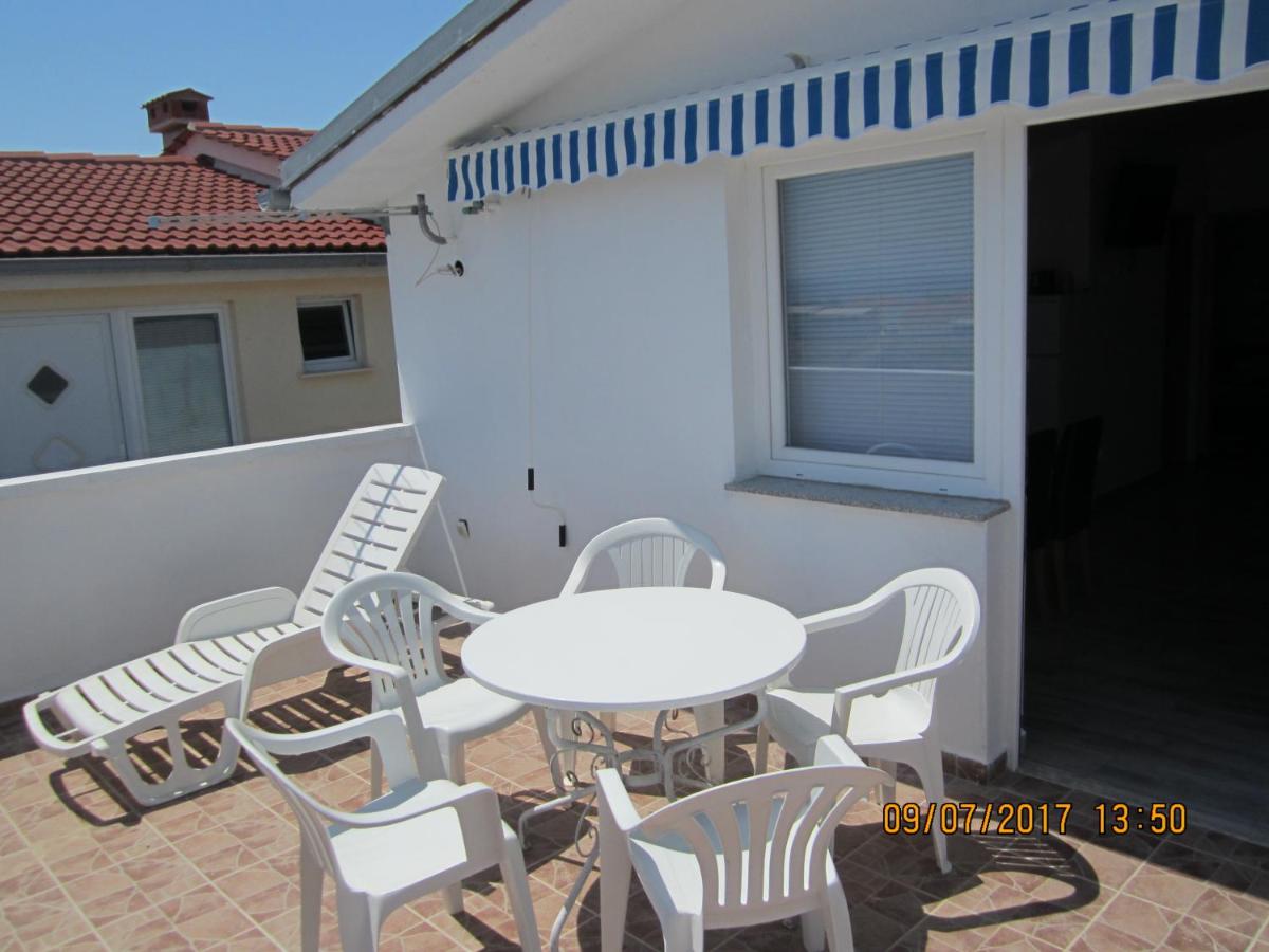 Apartment Nena - Bed and Breakfast Vir