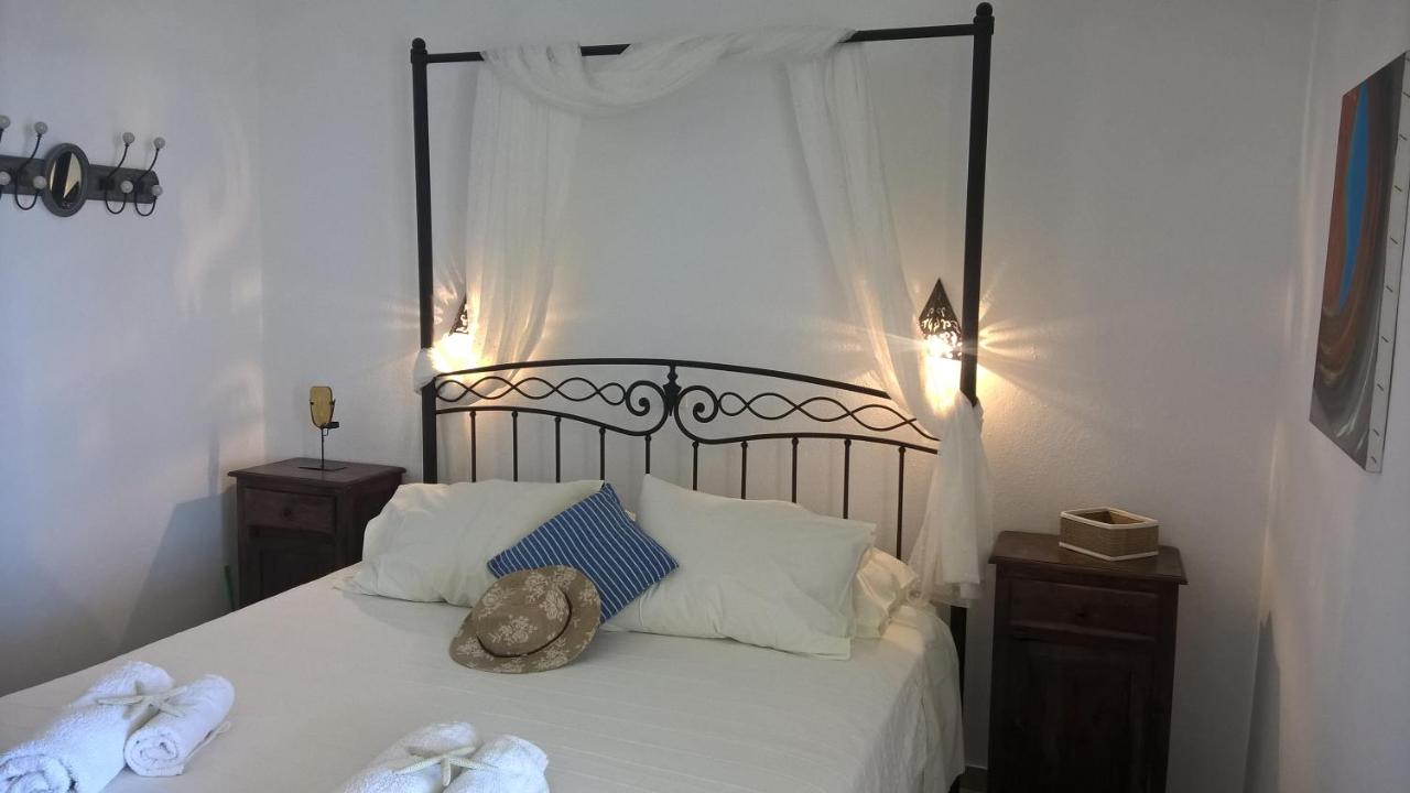 Double or Twin Room with Sea View