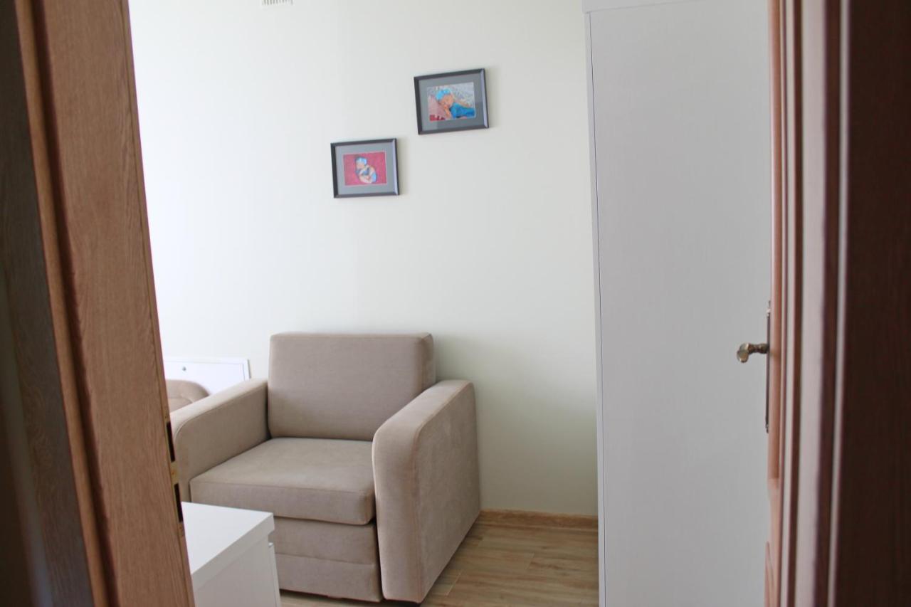 Apartment (1 Adult)