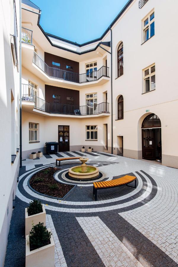 City Lights Topolowa 8 - Bed and Breakfast Krakau