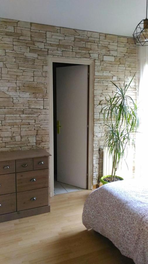 Tweepersoonskamer met Eigen Badkamer en Gedeeld Toilet